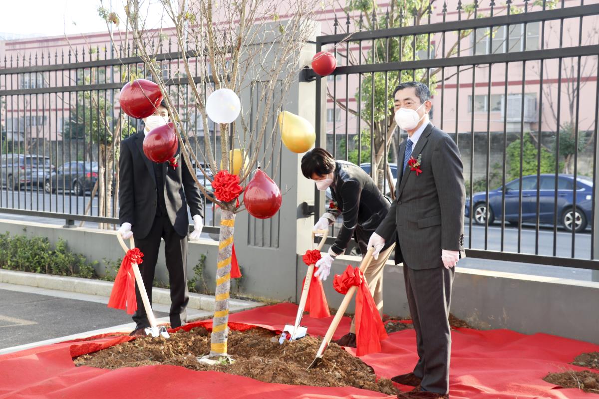 1675214879355348.jpg 2.jpg