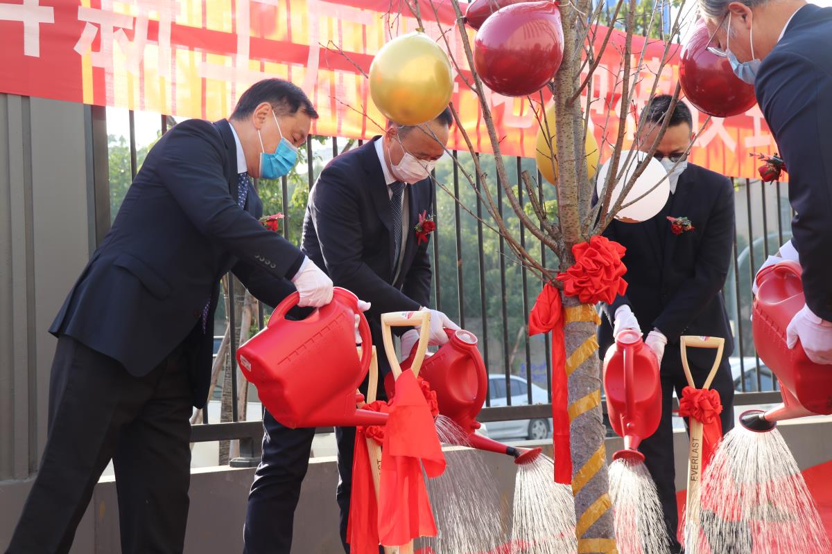 1675214890388136.jpg 3.jpg